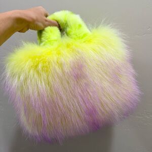 Stunning 2 Tone Handmade Genuine Finn Raccoon Fur Top Handle Handbag/Crossbody